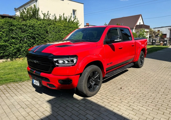 Dodge RAM cena 185000 przebieg: 58000, rok produkcji 2021 z Chojnice małe 121